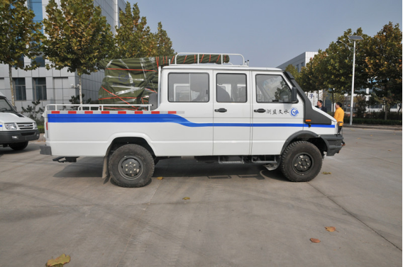 PXC100B型水文巡测车.png